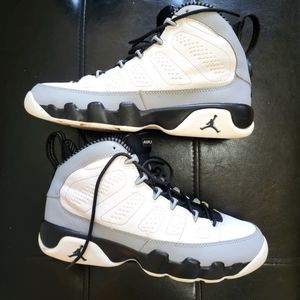 Air Jordan 9 Retro BG
